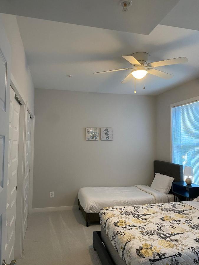 Spacious 3Bedroom Duplex With Rooftop Deck! Washington Esterno foto